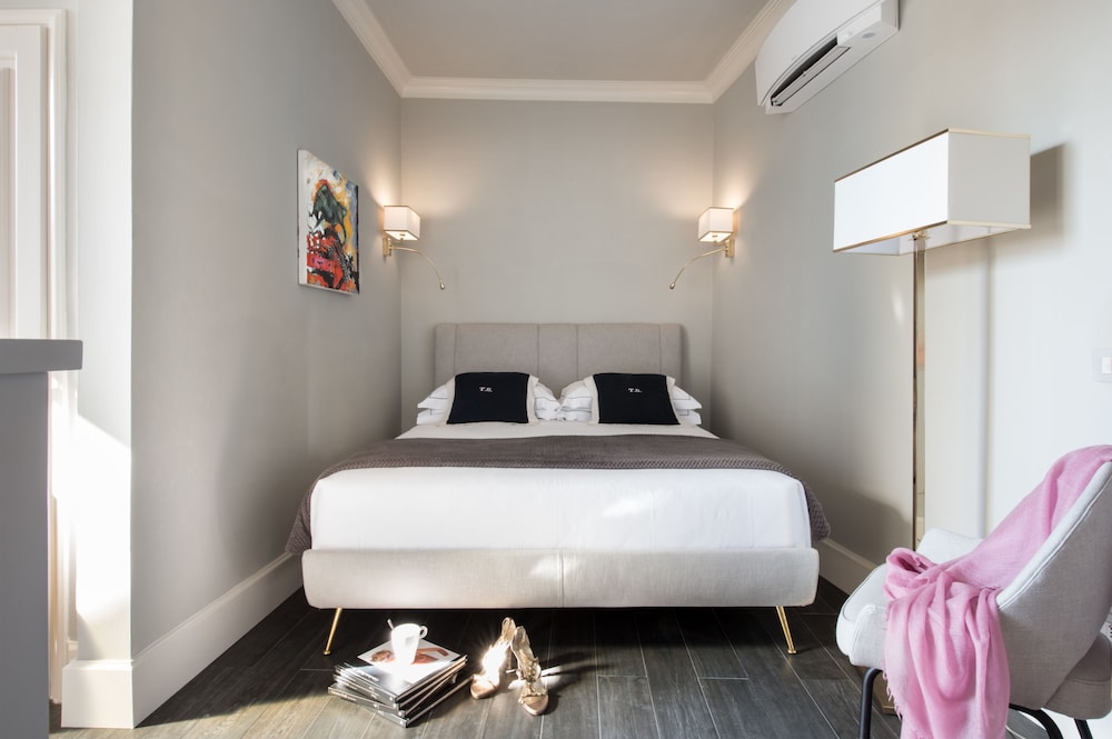 DELUXE, SUITE, TERRACE