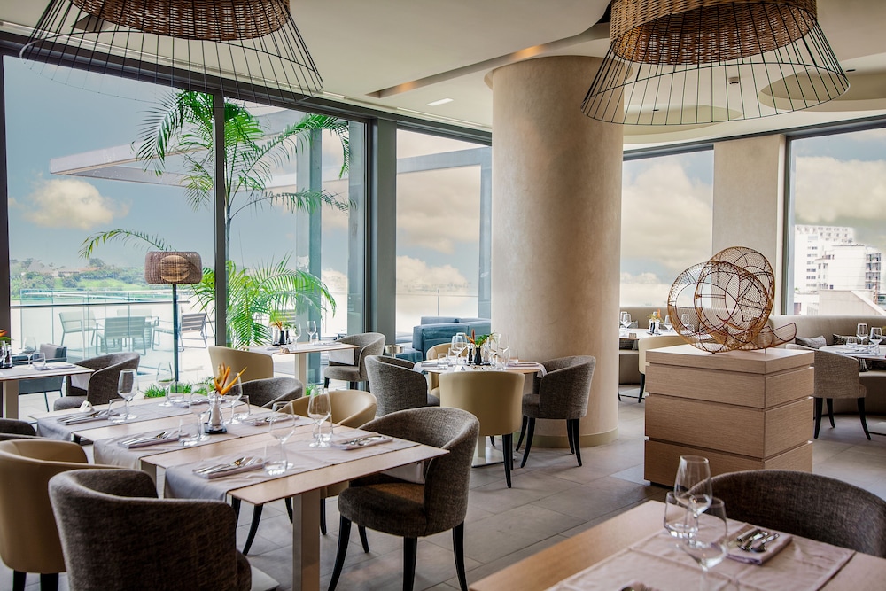 Noom Hotel Abidjan 25/39