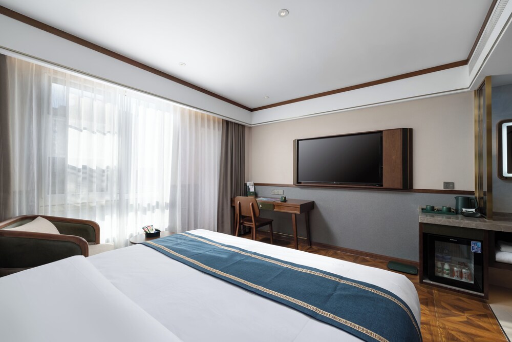 Nostalgia S Hotel (Beijing Fangshan Guangyangcheng Metro Station) 32/67