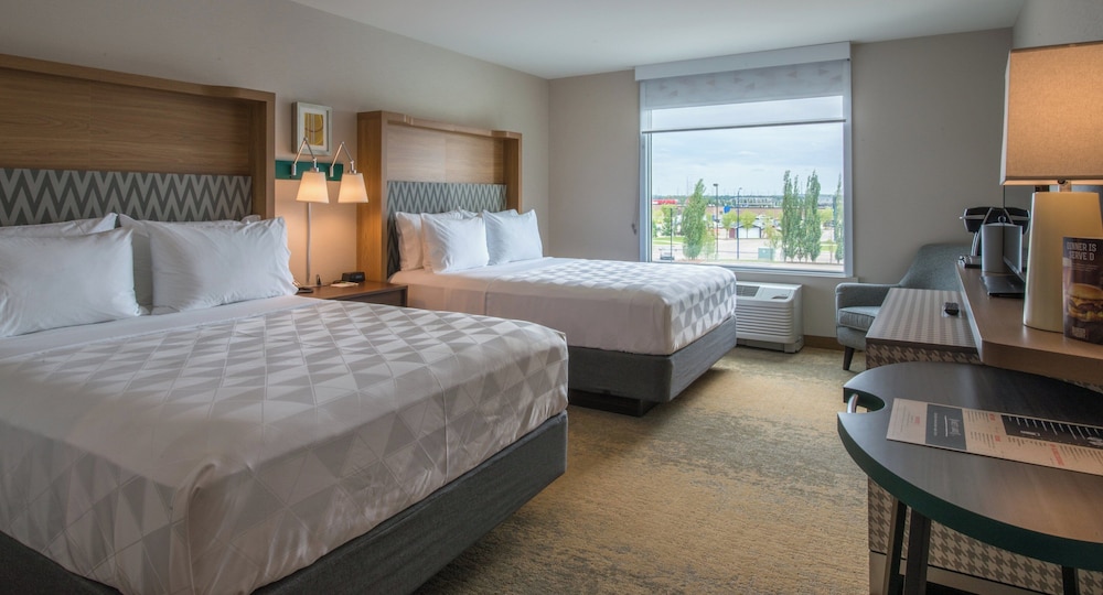 غرفة بريميوم بسريرين كوين، Holiday Inn Edmonton S Ellerslie Rd 6/10
