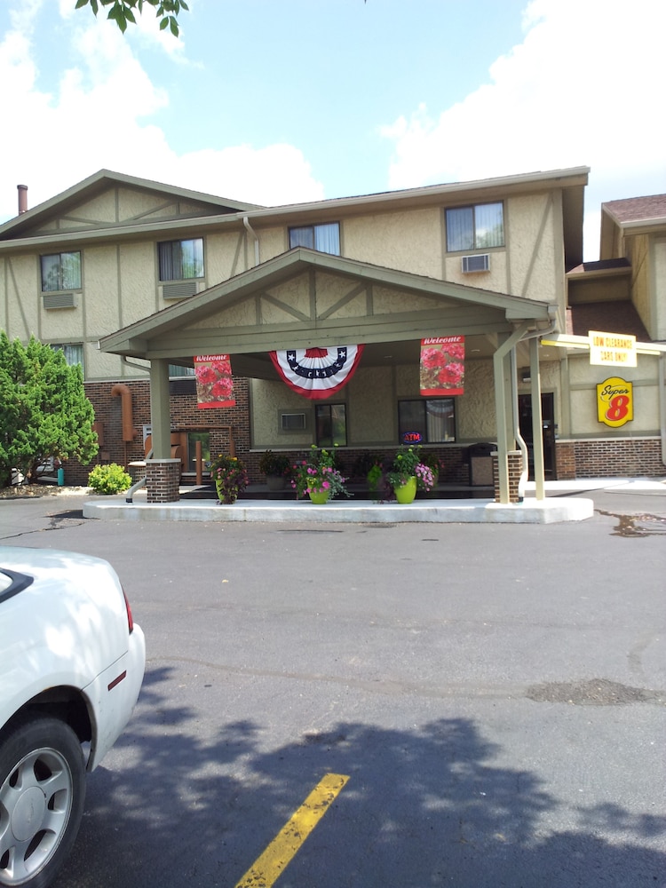 Super 8 by Wyndham Ottawa Starved Rock 4/47