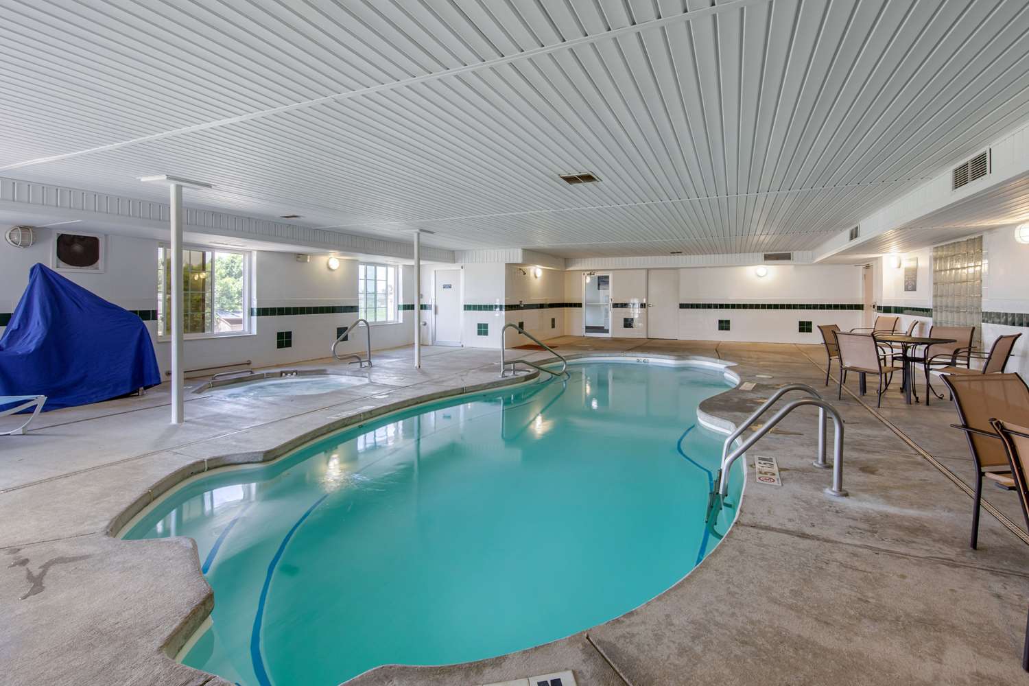 Quality Inn & Suites Clayton, NM 21/31