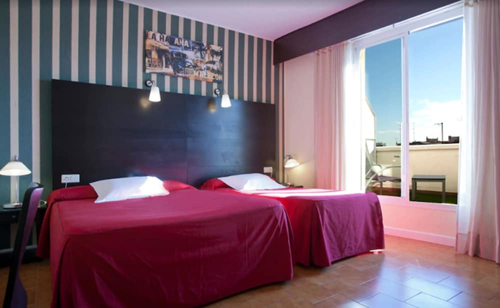 HRC Hotel 17/26