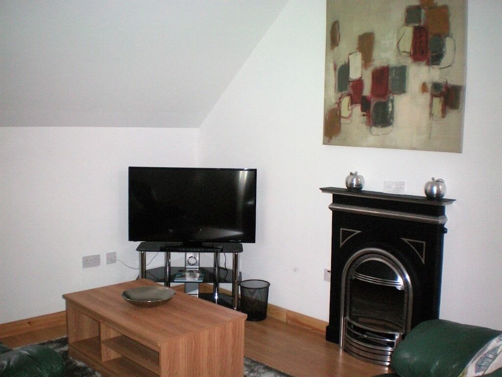Eastgate Apartments 14/16
