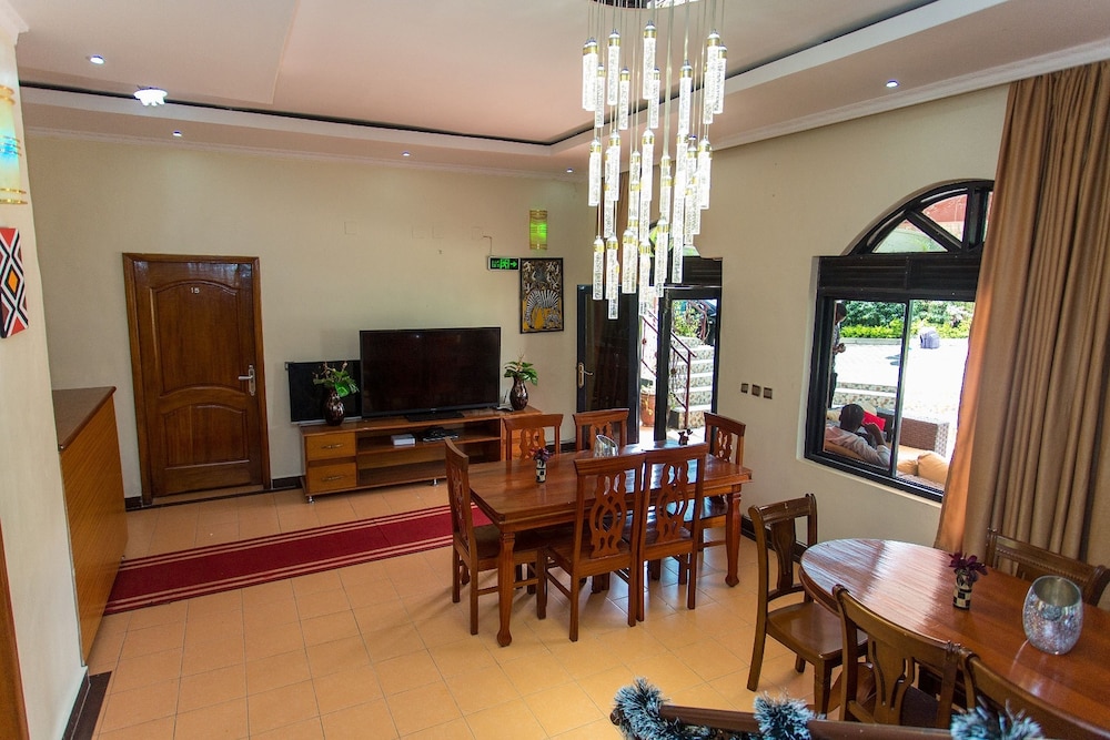 N G Residence 14/27
