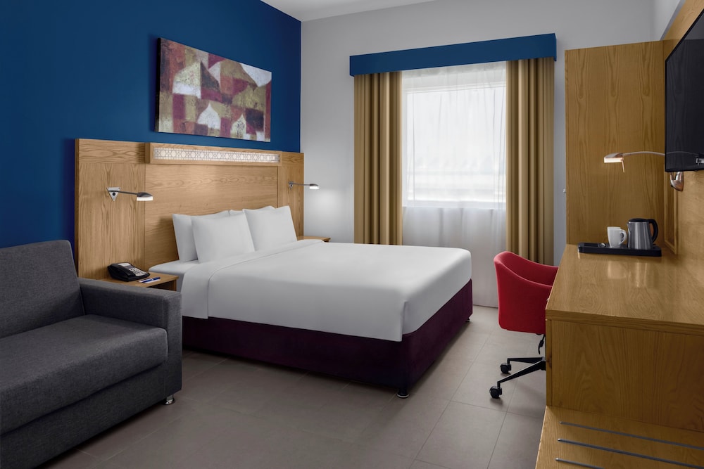Holiday Inn Express Dubai Airport 13/44