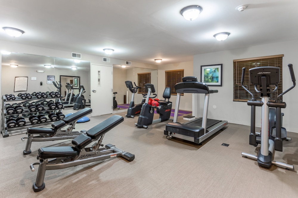 Staybridge Suites Davenport 28/64