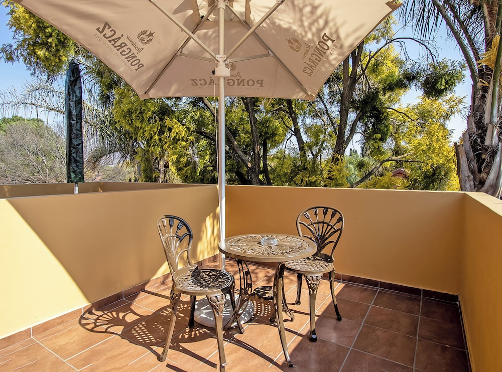 Sunward Park Guesthouse 33/50