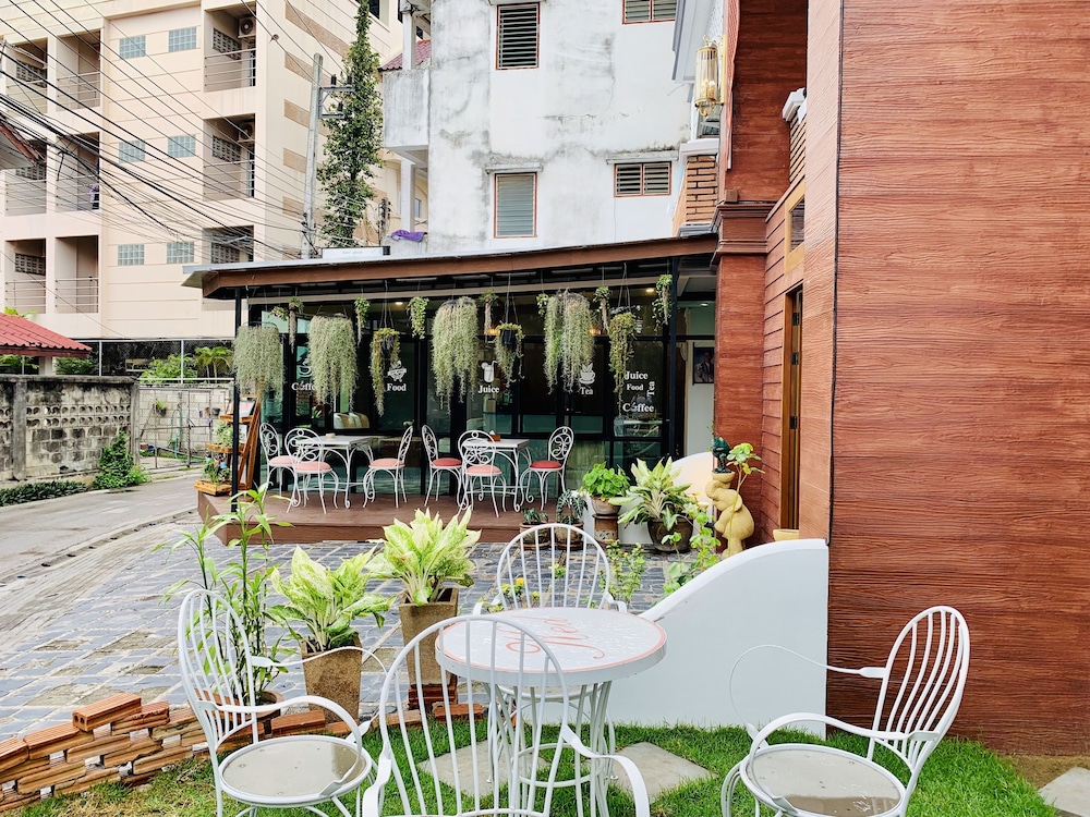Spring at Tapae (ex. Tjr Boutique House) 43/50