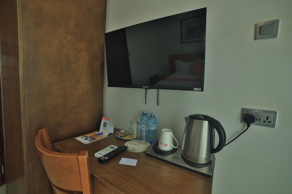 Canary Hotel 64/64