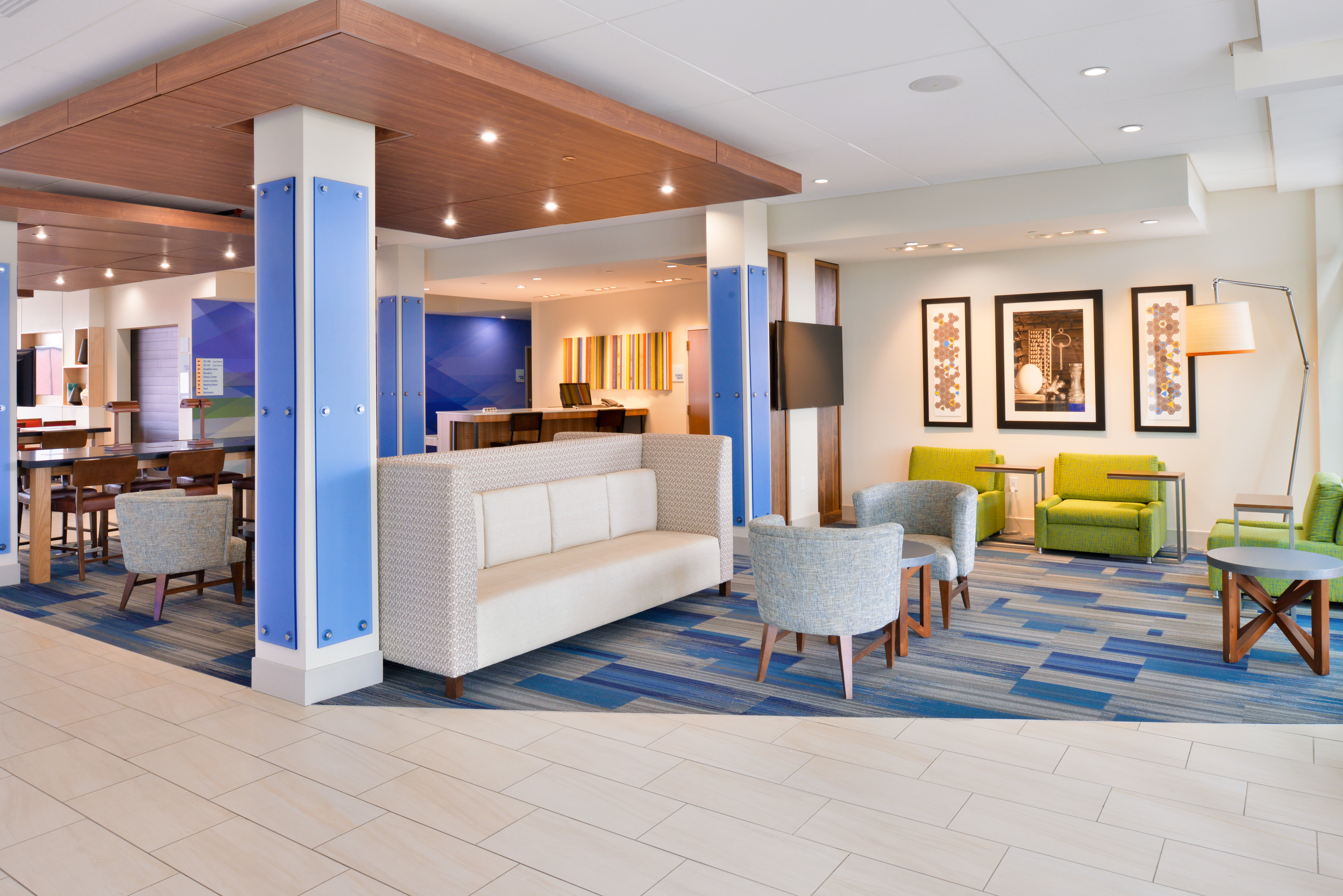 Holiday Inn Express And Suites Madison 8/65