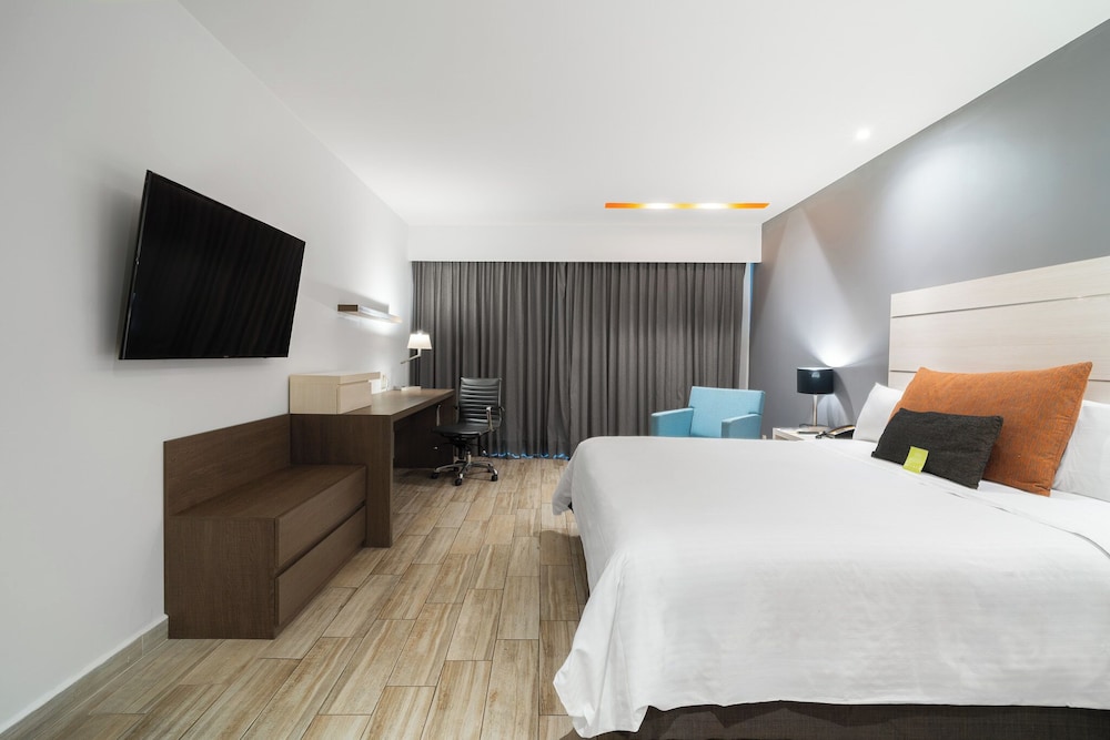 Real Inn Perinorte 24/56