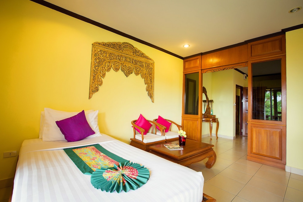 Sunset Beach Villas 13/50