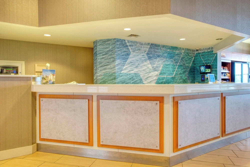 Lobby at Springhill Suites Lawrence Downtown, LAWRENCE - KS