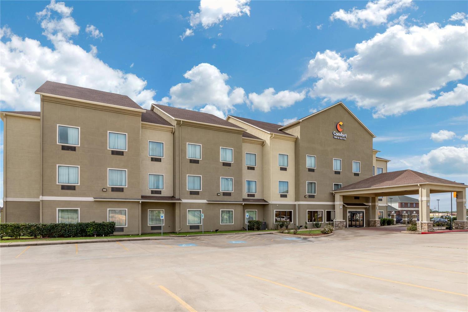Comfort Inn & Suites Navasota 2/28