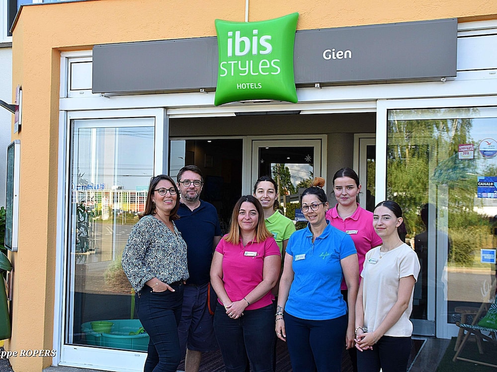 Ibis Styles Gien 1/52