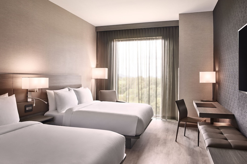 AC Hotel by Marriott Nashville Brentwood 6/40