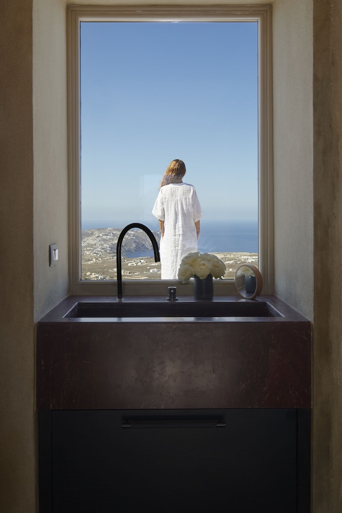 Santorini Sky Luxury Resort 写真5