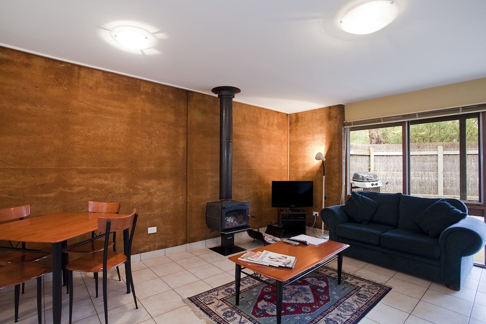 Split Point Cottages 14/24