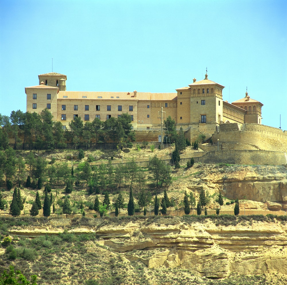Parador De Alcaniz 44/50