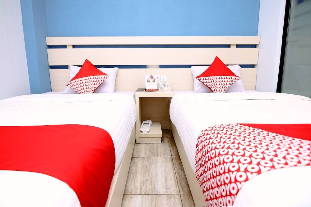 Oyo 592 Budget Hotel By The Harbour 13/28