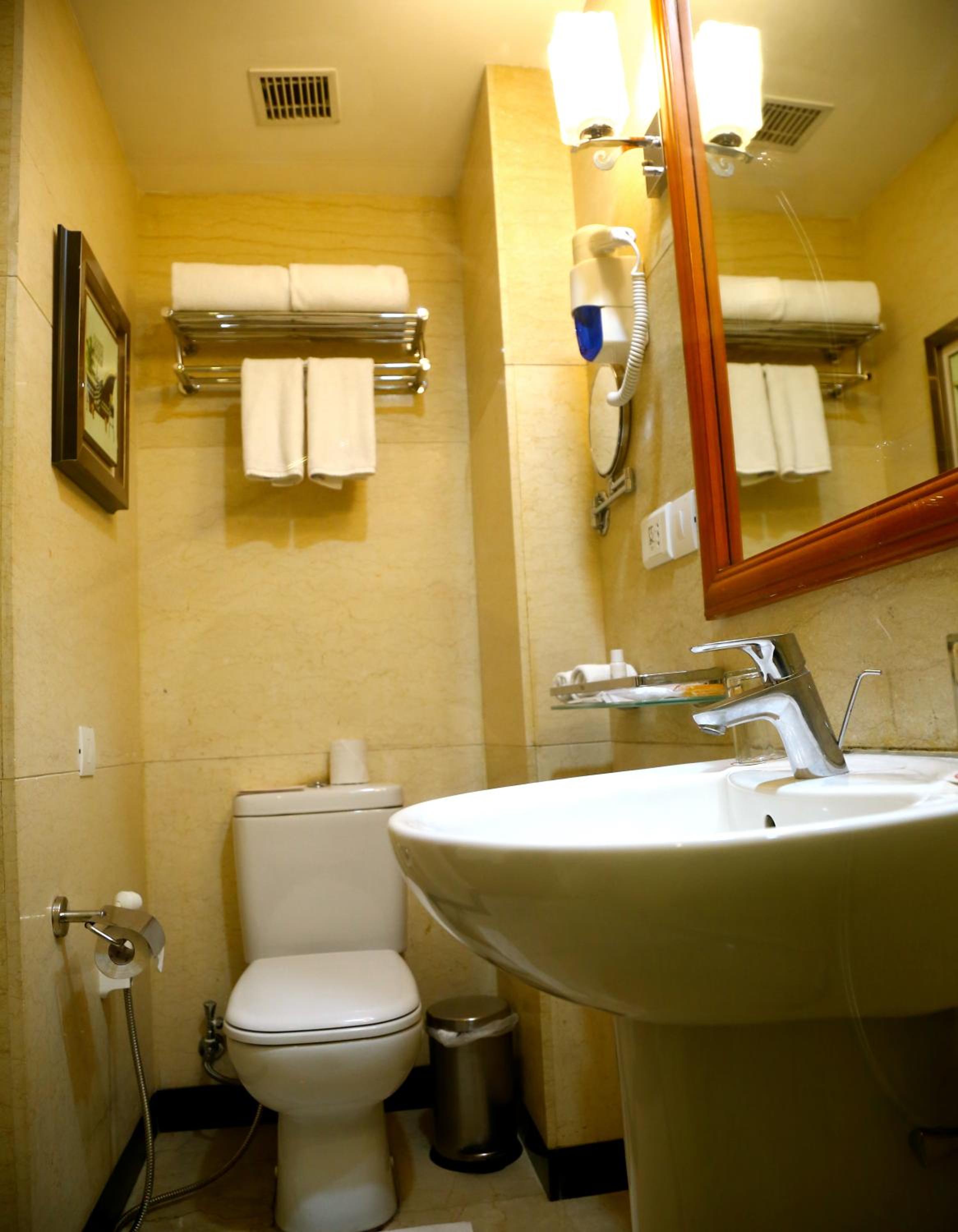 غرفة قياسية بسرير مزدوج، Ramada by Wyndham Amritsar 3/4
