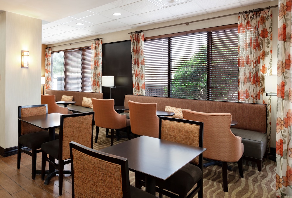 Hampton Inn Spring Hill 34/43