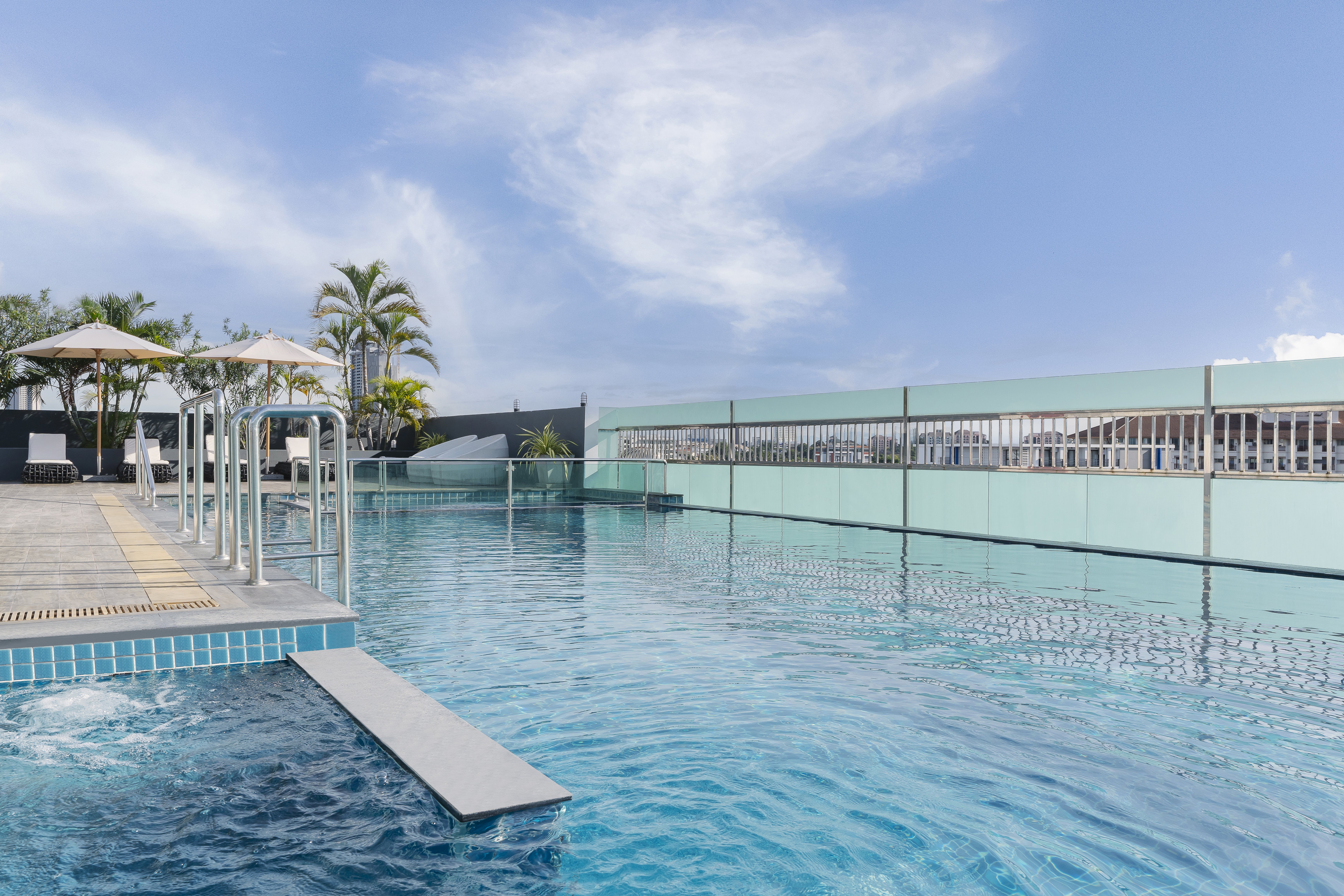 Garner Hotel Pattaya Central 61/62