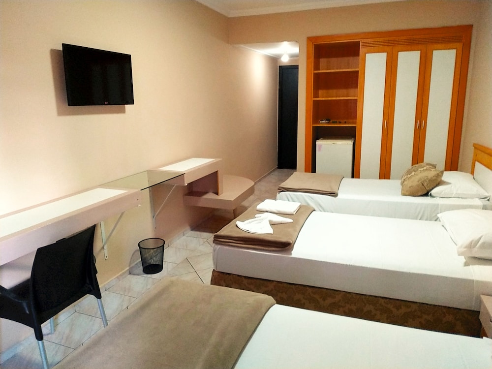 Econotel Brasilia 7/68