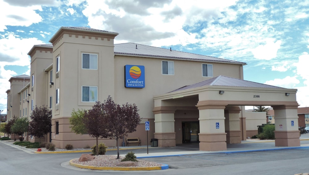 Comfort Inn & Suites Rawlins WY 1/48