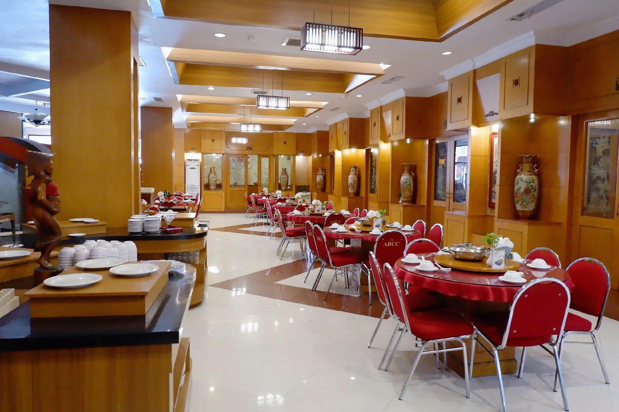 Abadi Hotel & Convention Center 37/50