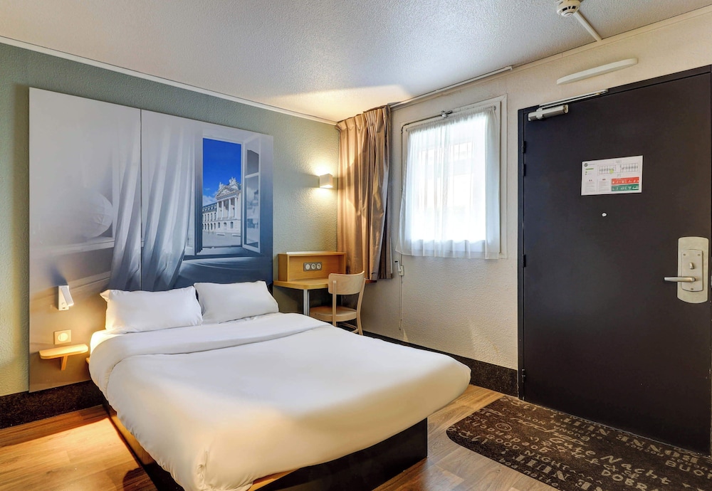 ROOM, DOUBLE BED, ACCESSIBLE