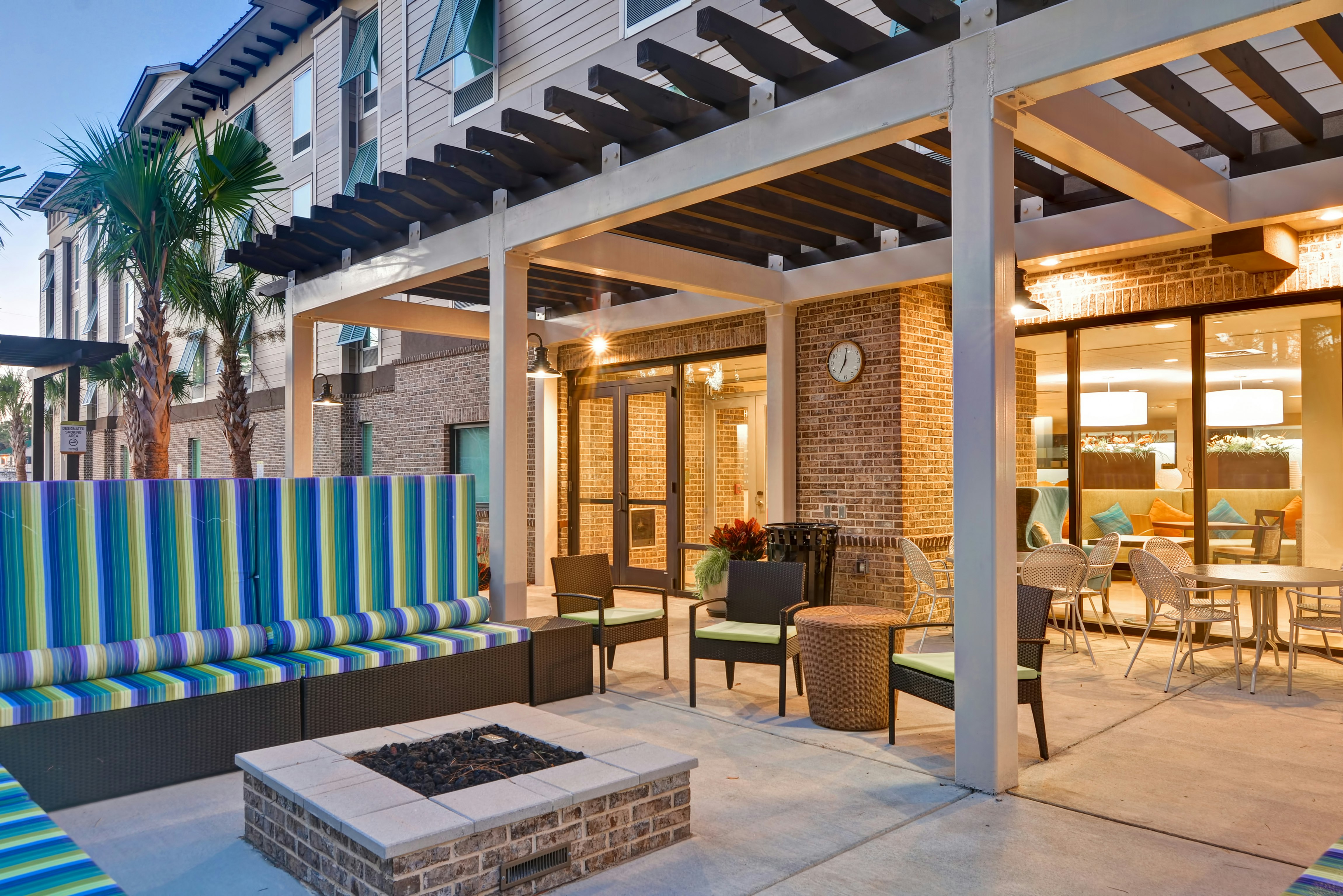 Home2 Suites by Hilton Hilton Head 13/21