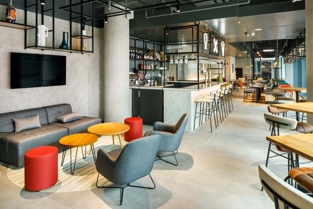 IBIS LONDON SUTTON POINT 52/71