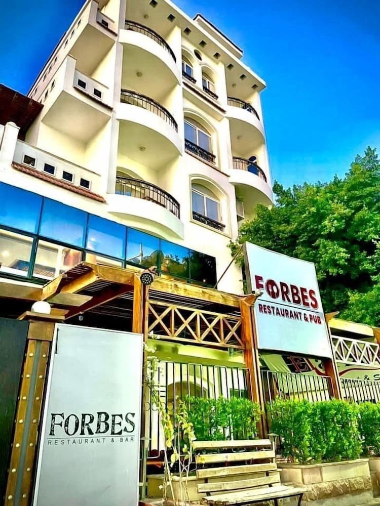 Elaria Hotel 3/68