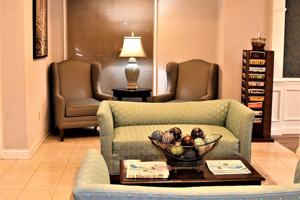 Best Western Spring Hill Inn & Suites 17/32