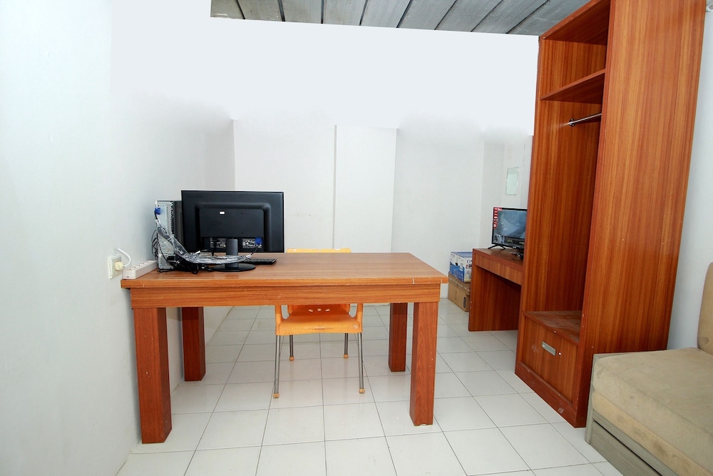 OYO 1678 Jati Exclusive Homestay 31/45