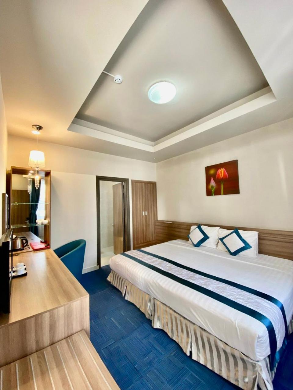 Rum Vang Da Lat 2 7/41