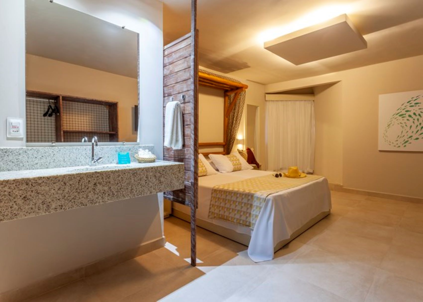 LUXURY, DOUBLE BED