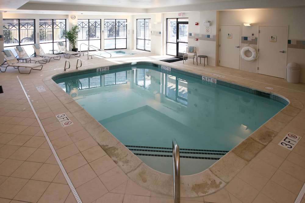 Courtyard By Marriott Hanover Lebanon 3/56