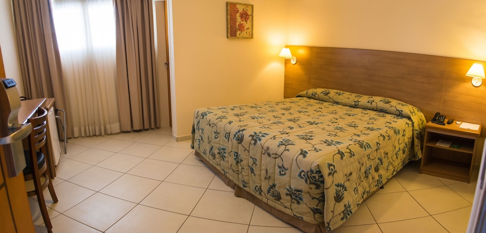 Lazuli Hotel 9/40