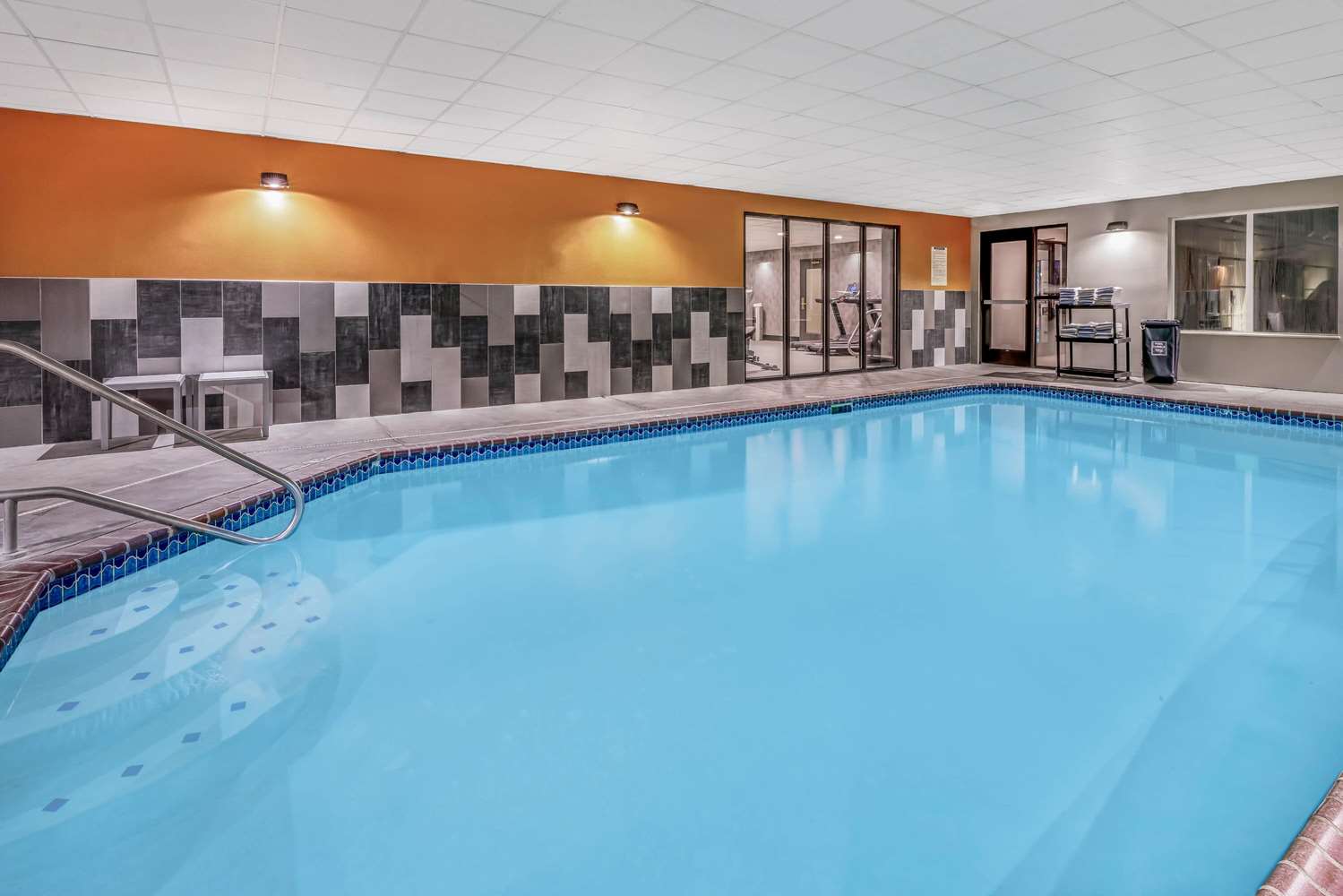 La Quinta Inn & Suites by Wyndham Kennewick 38/63