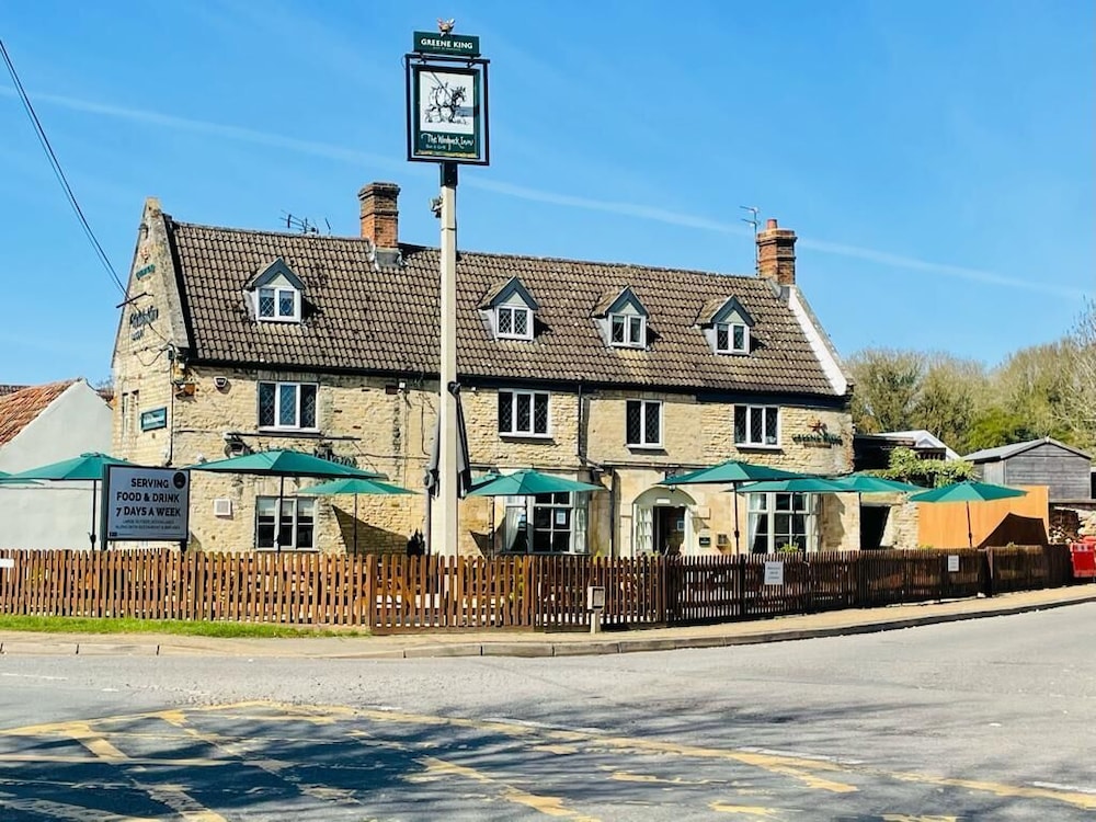 The Woolpack Inn 1/34