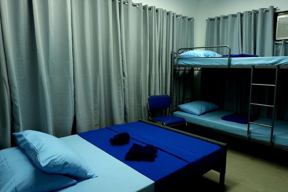 ROOM, TRIPLE