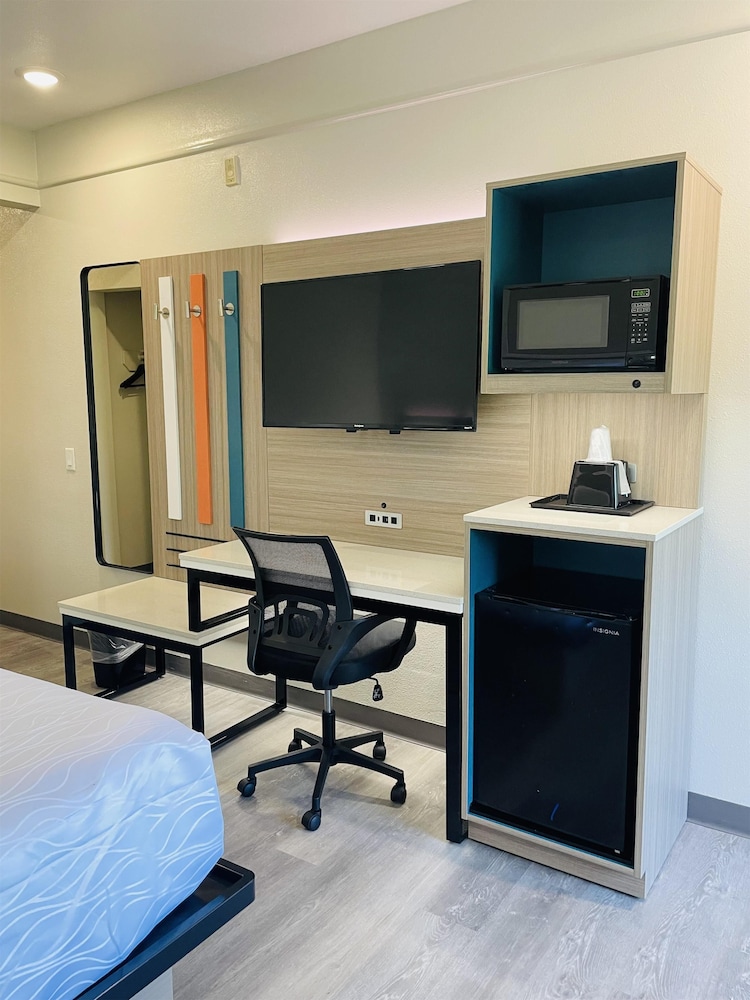 Sonesta Essential Hotel Houston-I-45 Spring 30/47