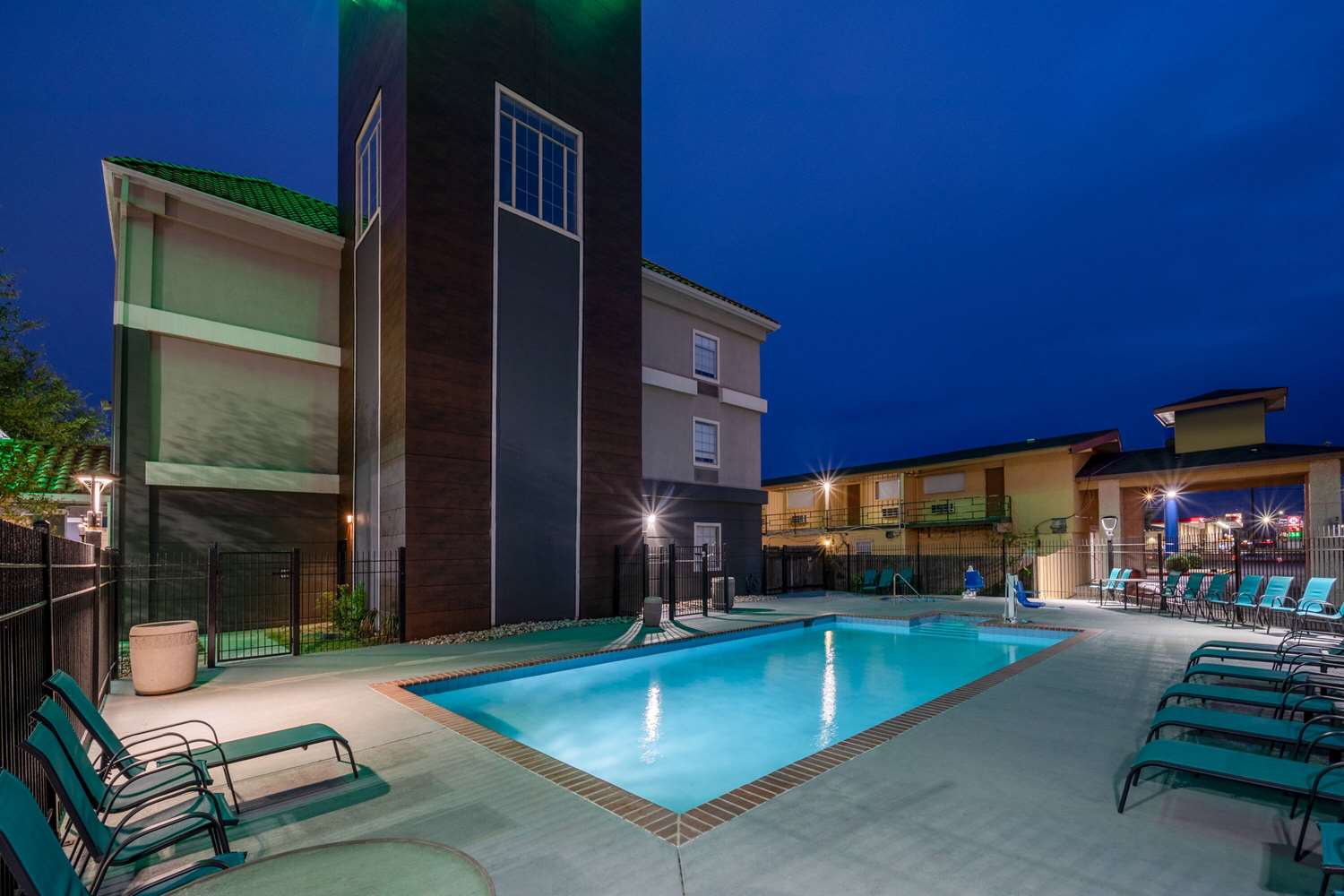 La Quinta Inn Suites New Braunfels 4/50