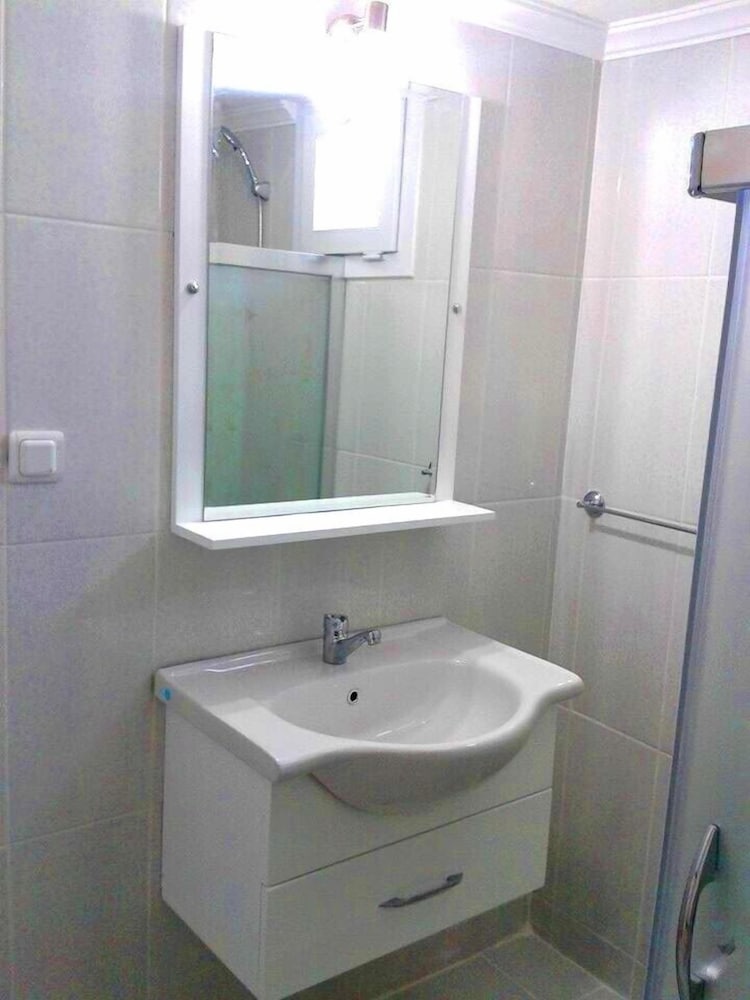 Parla Apart Otel 44/48