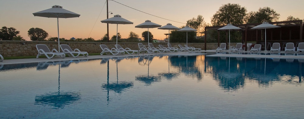 Niriides Luxury Villas 28/50
