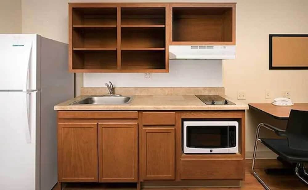 WoodSpring Suites San Angelo 19/21