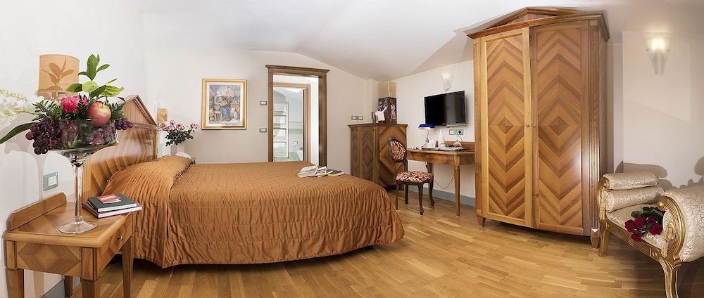 Hotel Al Grappolo d'Oro 18/68